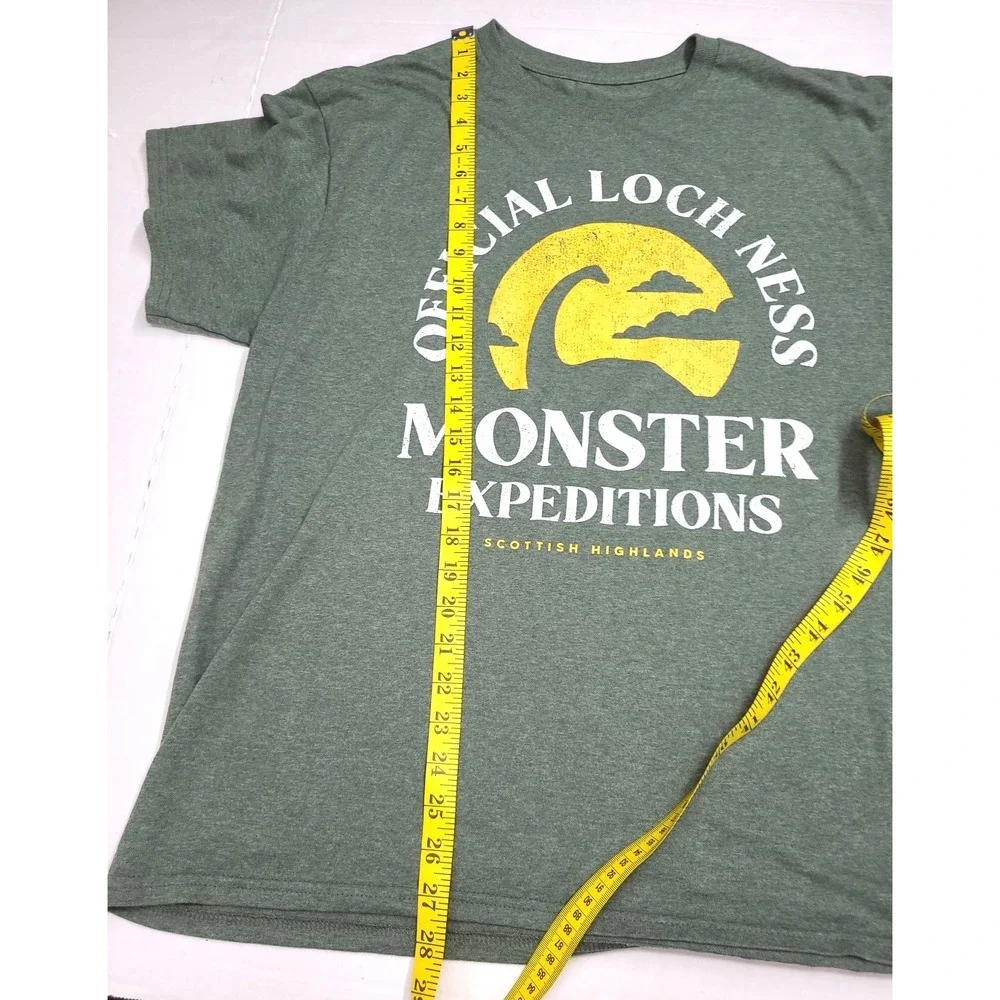 Official Loch Ness Monster Expeditions T‎ Shirt Sz L Cryptid Hunter